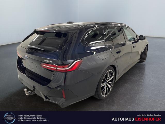 BMW 5er Touring 520i M-Sport 190PS/140kW Steptronic +AHK +20" +MSportpaket +MSportfahrwerk +DrivingAssistantPlus +AdaptiveLED +HarmanKardon +DigitalKey +ParkAssist +Sitzhzg +WirelessCharging +Sonnenschutzverglasung +ShadowLine 
