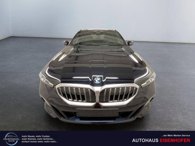 BMW 5er Touring 520i M-Sport 190PS/140kW Steptronic +AHK +20" +MSportpaket +MSportfahrwerk +DrivingAssistantPlus +AdaptiveLED +HarmanKardon +DigitalKey +ParkAssist +Sitzhzg +WirelessCharging +Sonnenschutzverglasung +ShadowLine 
