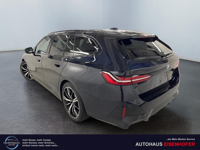 BMW 5er Touring 520i M-Sport 190PS/140kW Steptronic +AHK +20" +MSportpaket +MSportfahrwerk +DrivingAssistantPlus +AdaptiveLED +HarmanKardon +DigitalKey +ParkAssist +Sitzhzg +WirelessCharging +Sonnenschutzverglasung +ShadowLine 