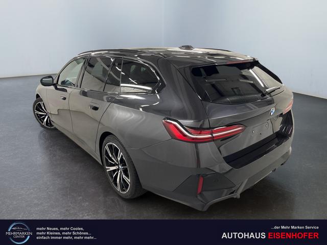 BMW 5er Touring 520i M-Sport 190PS/140kW Steptronic +AHK +20" +MSportpaket +MSportfahrwerk +DrivingAssistantPlus +AdaptiveLED +HarmanKardon +DigitalKey +ParkAssist +Sitzhzg +WirelessCharging +Sonnenschutzverglasung +ShadowLine 