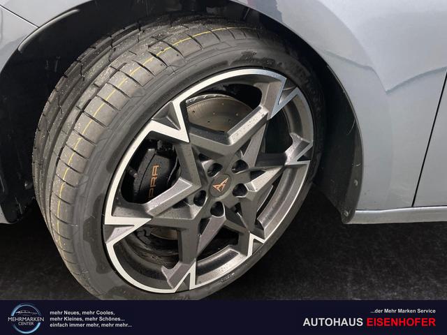 Cupra Leon Sportstourer VZ 2.0 TSI 333PS/245kW 4x4 DSG7 2025 +PANO+INT. DRIVE+MATRIX+360+AHK+Erweiterte Garantie. 