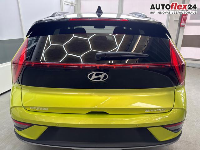 Hyundai BAYON PREMIUM DCT ACC SmartSense PLUS NAVI SHZ RFK PDC KLIMAAUTOMATIK 
