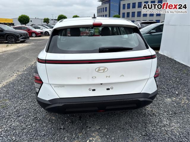 Hyundai / KONA / Wei&szlig; / / / NAVI KLIMAAUTOMATIK PDC v+h RFK