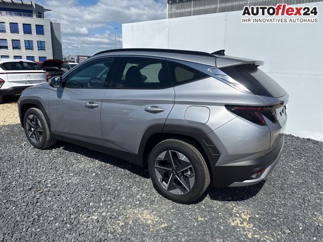 Hyundai / TUCSON / Silber / / / PANO SHZ v+h 18 ALU