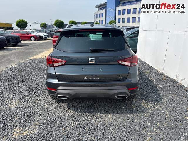 Seat / Arona / Grau / / / NAVI SHZ VOLL LED RFK PDC v+h 18ALU 