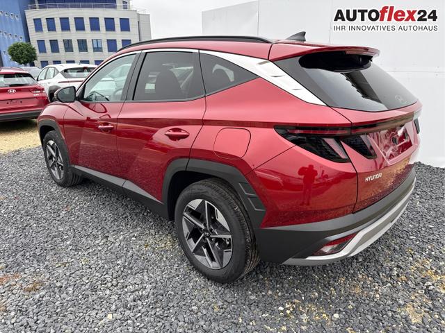 Hyundai / TUCSON / Rot / / / DCT ACC SHZ NAVI PDC RFK