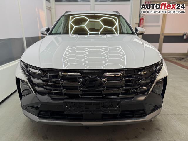 Vorlauffahrzeuge Hyundai TUCSON - STYLE AUT ACC 18ALU KLIMAAUTOMATIK TOTWINKEL NAVI SHZ RFK PDC