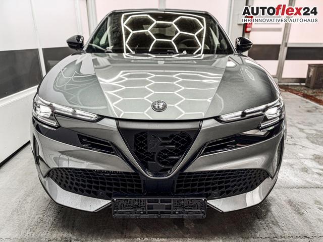 Vorlauffahrzeuge Alfa Romeo Junior - Speciale IBRIDA MATRIX ACC KEYLESS NAVI