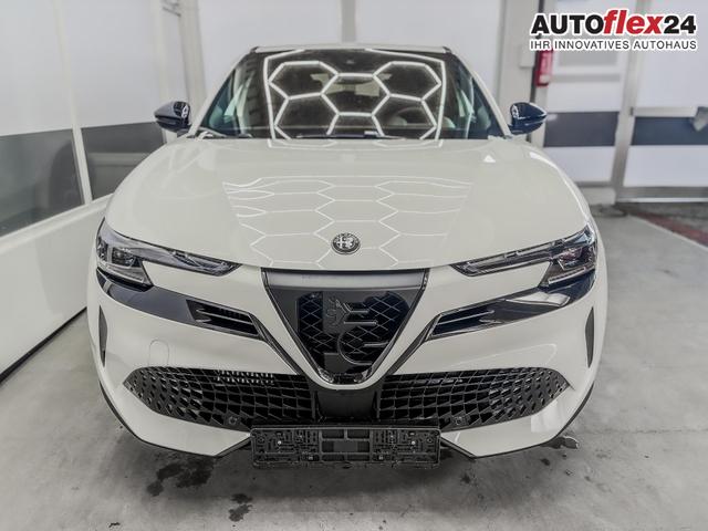 Vorlauffahrzeuge Alfa Romeo Junior - Speciale IBRIDA MATRIX ACC KEYLESS NAVI