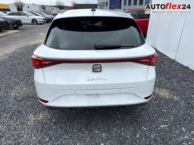 Seat / Leon / Wei&szlig; / / / ACC AHK PDC RFK 