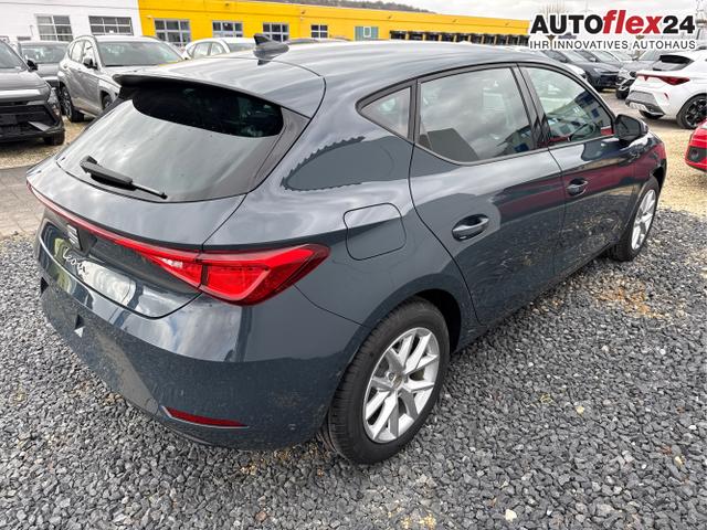 Seat / Leon / Blau / / / AHK ACC RFK PDC 