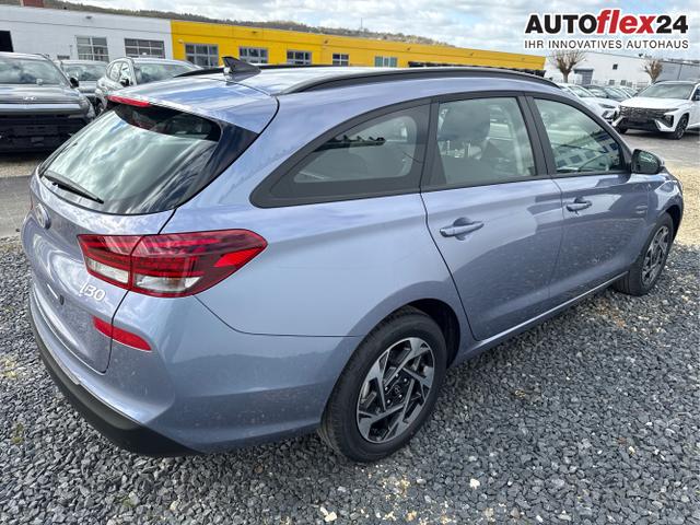 Hyundai / i30 / Grau / / / 