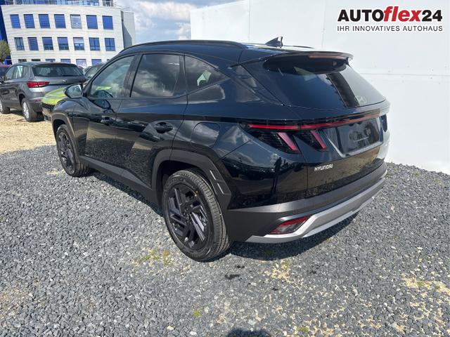 Hyundai / TUCSON / Grau / / / 