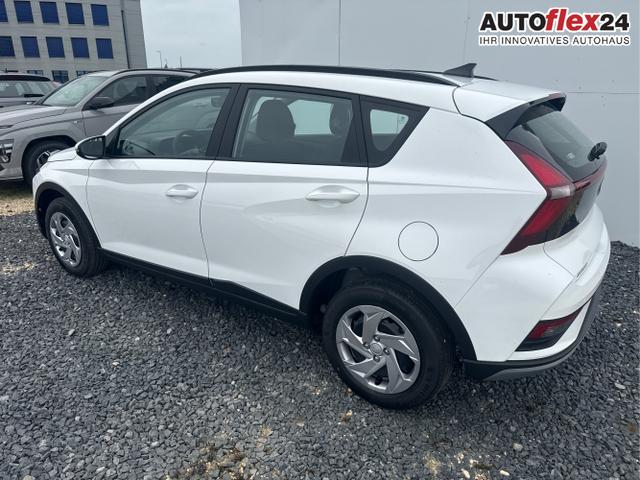 Hyundai / BAYON / Grau / / / 