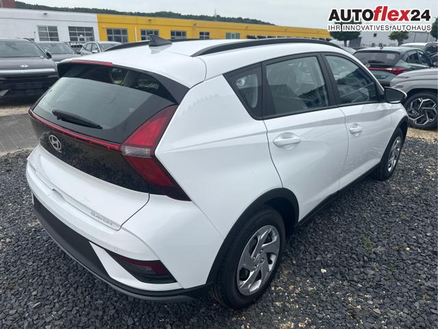 Hyundai / BAYON / Grau / / / 
