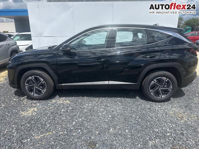 Hyundai / TUCSON / Grau / / / 