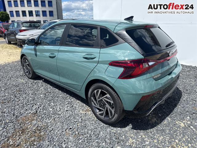 Hyundai / i20 / Grau / / / 