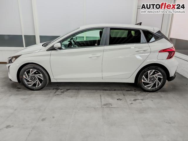 Hyundai i20 COMFORT DCT NAVI SHZ RFK ALU PDC 