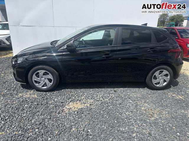 Hyundai / i20 / Grau / / / 