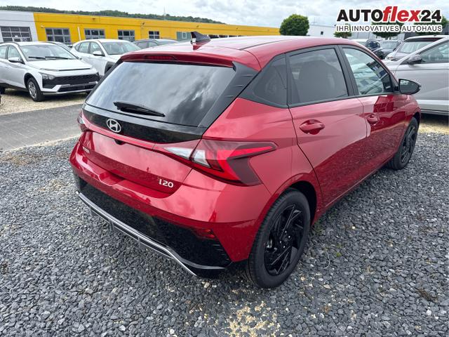 Hyundai / i20 / Grau / / / 
