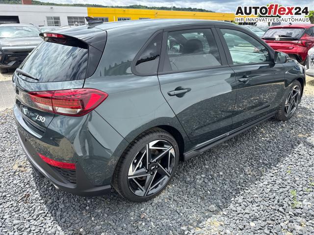 Hyundai / i30 / Grau / / / 