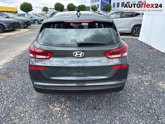 Hyundai / i30 / Grau / / / 