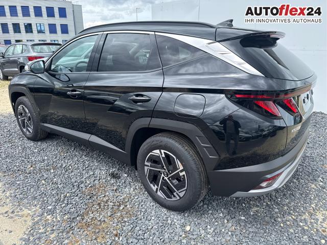 Hyundai / TUCSON / Grau / / / 