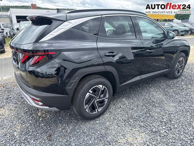 Hyundai / TUCSON / Grau / / / 