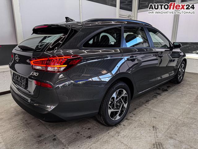 Hyundai i30 Kombi STYLE DCT NAVI WP ALU LED RFK PDC 