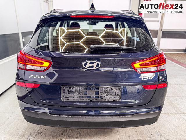 Hyundai i30 Kombi STYLE DCT NAVI WP ALU LED RFK PDC 