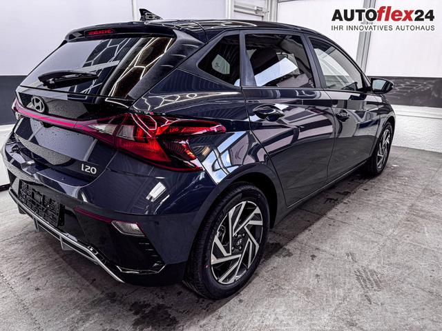 Hyundai i20 COMFORT DCT NAVI SHZ RFK ALU PDC 