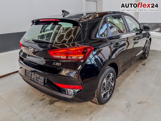 Hyundai i30 STYLE DCT ALU SHZ NAVI RFK PDC 
