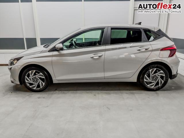 Hyundai i20 COMFORT DCT NAVI SHZ RFK ALU PDC 