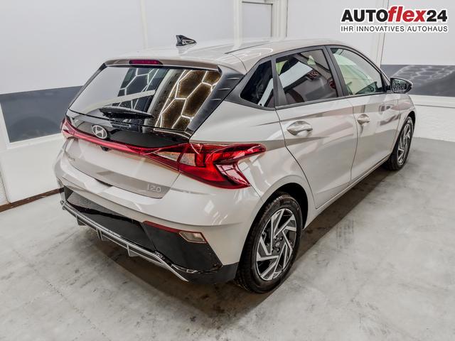 Hyundai i20 COMFORT DCT NAVI SHZ RFK ALU PDC 