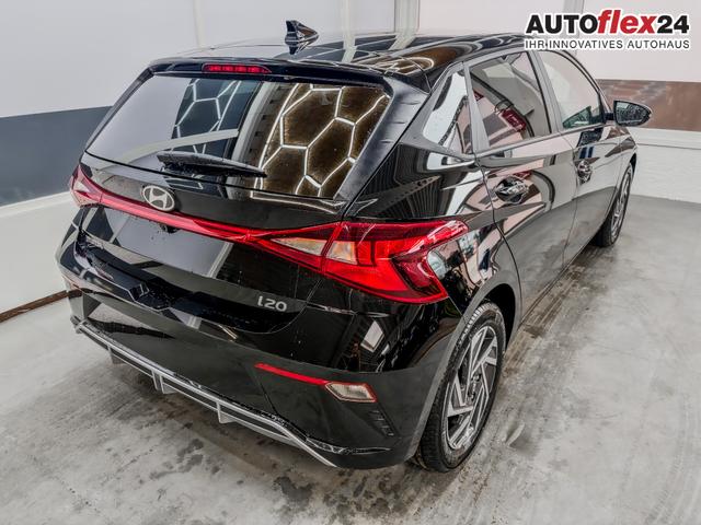 Hyundai i20 COMFORT DCT NAVI SHZ RFK ALU PDC 