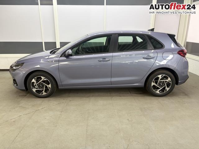 Hyundai i30 STYLE ALU SHZ NAVI RFK PDC 