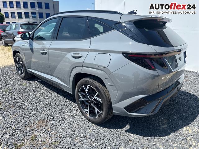 Hyundai / TUCSON / Grau / / / 