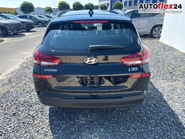 Hyundai / i30 / Grau / / / 