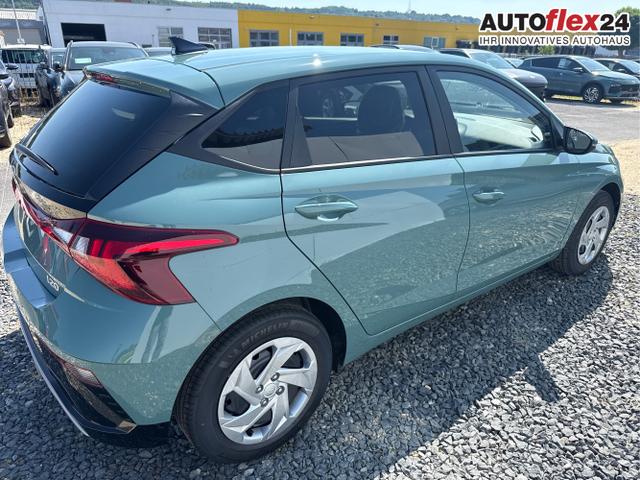 Hyundai / i20 / Grau / / / 