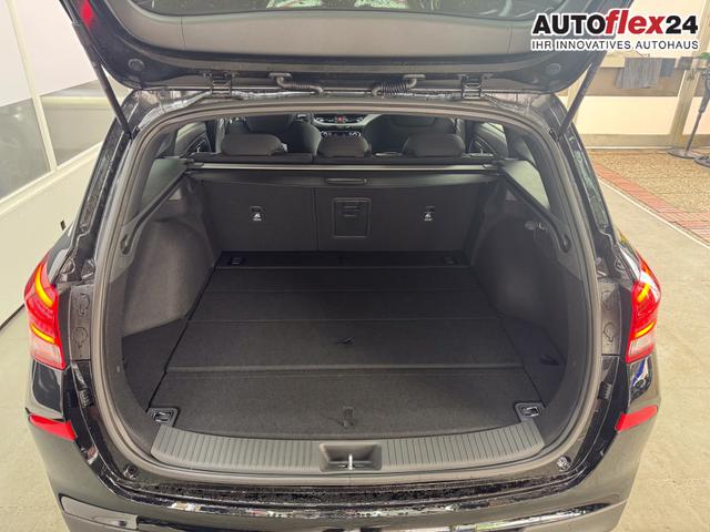 Hyundai i30 Kombi PREMIUM N-LINE DCT SHZ SMART KEY NAVI 
