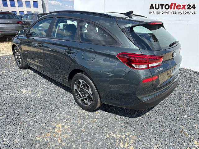 Hyundai / i30 / Grau / / / 