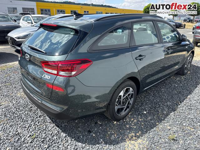 Hyundai / i30 / Grau / / / 