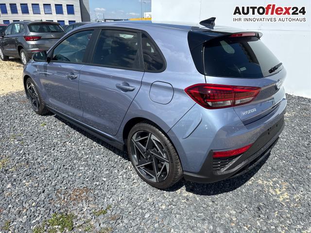 Hyundai / i30 / Grau / / / 