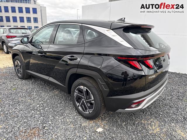 Hyundai / TUCSON / Grau / / / 