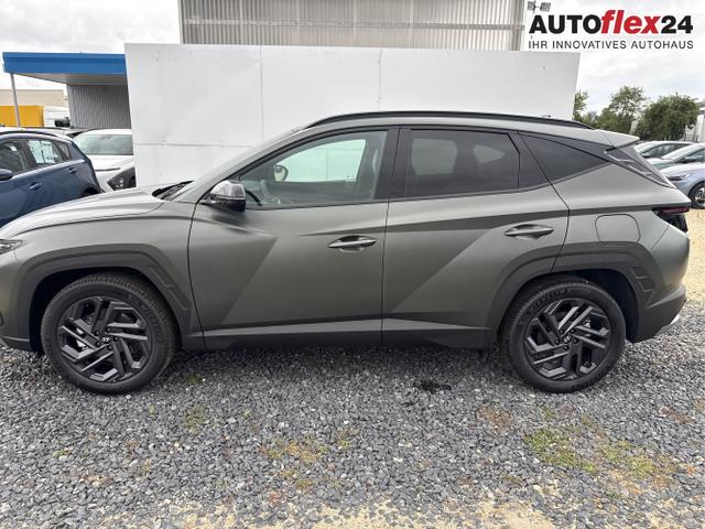 Hyundai / TUCSON / Grau / / / 