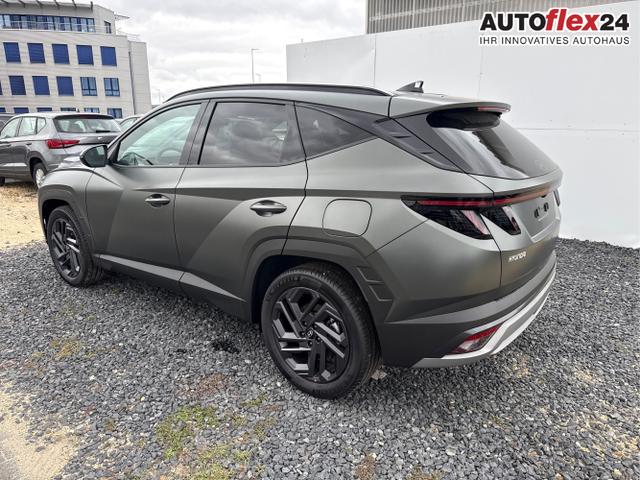 Hyundai / TUCSON / Grau / / / 