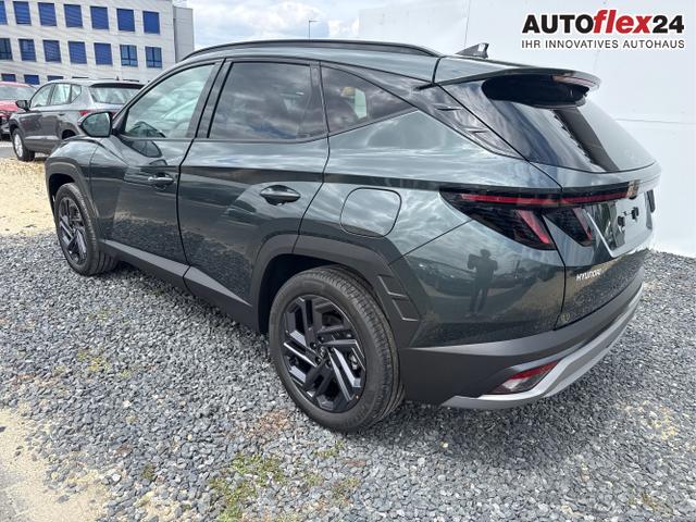 Hyundai / TUCSON / Grau / / / 