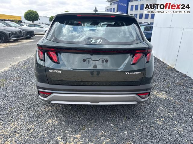 Hyundai / TUCSON / Grau / / / 