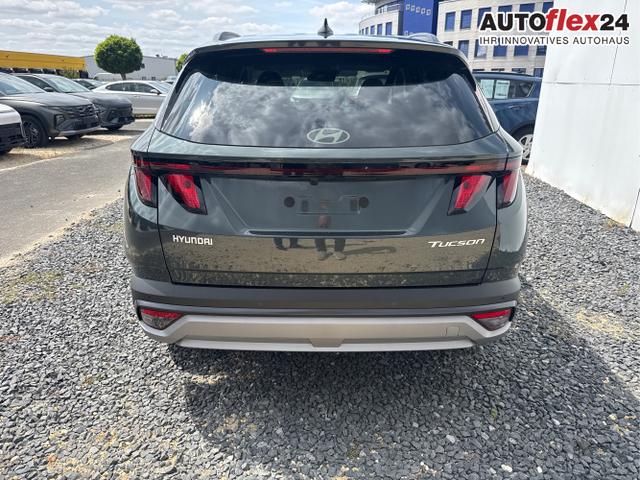 Hyundai / TUCSON / Grau / / / 