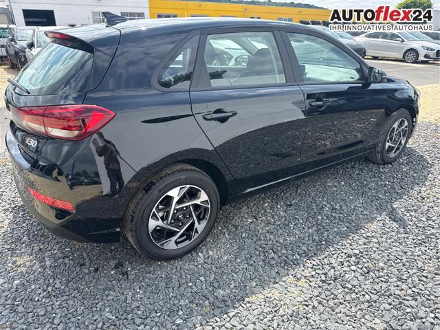 Hyundai / i30 / Grau / / / 